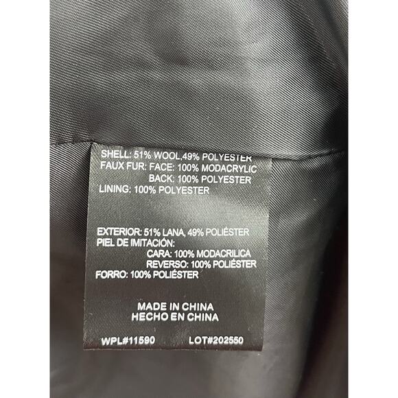 Weatherproof Faux Fur Vest XL Black Front Hook Sweater Mob Wife Sweater Exotic - Picture 12 of 13